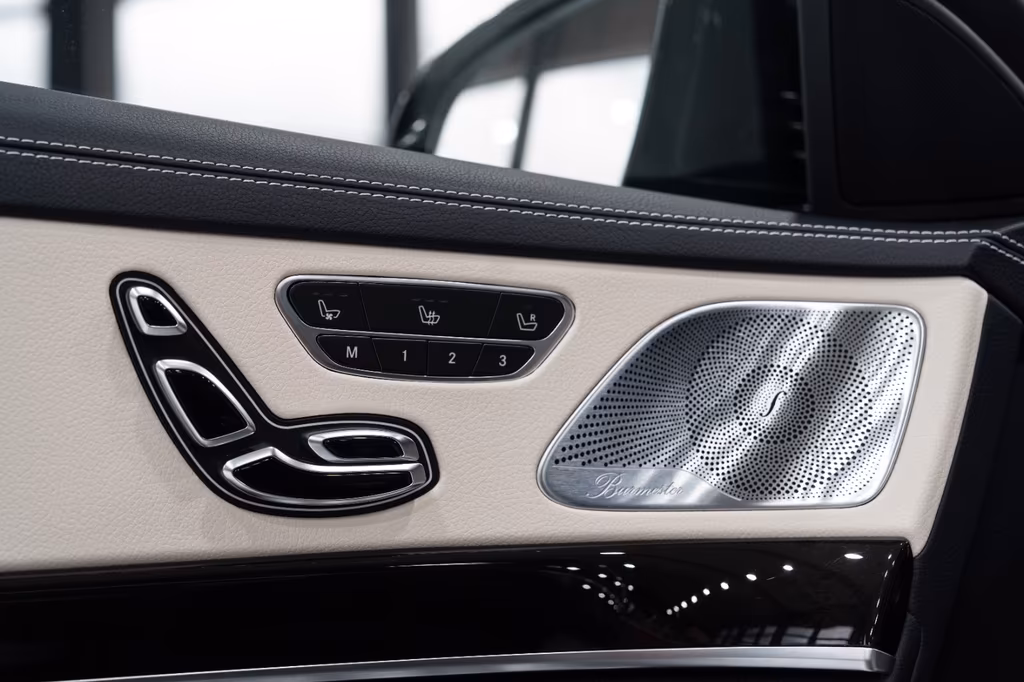 Mercedes-Benz S 560