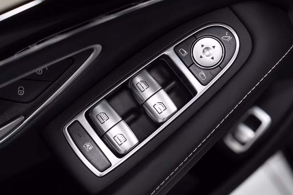 Mercedes-Benz S 560