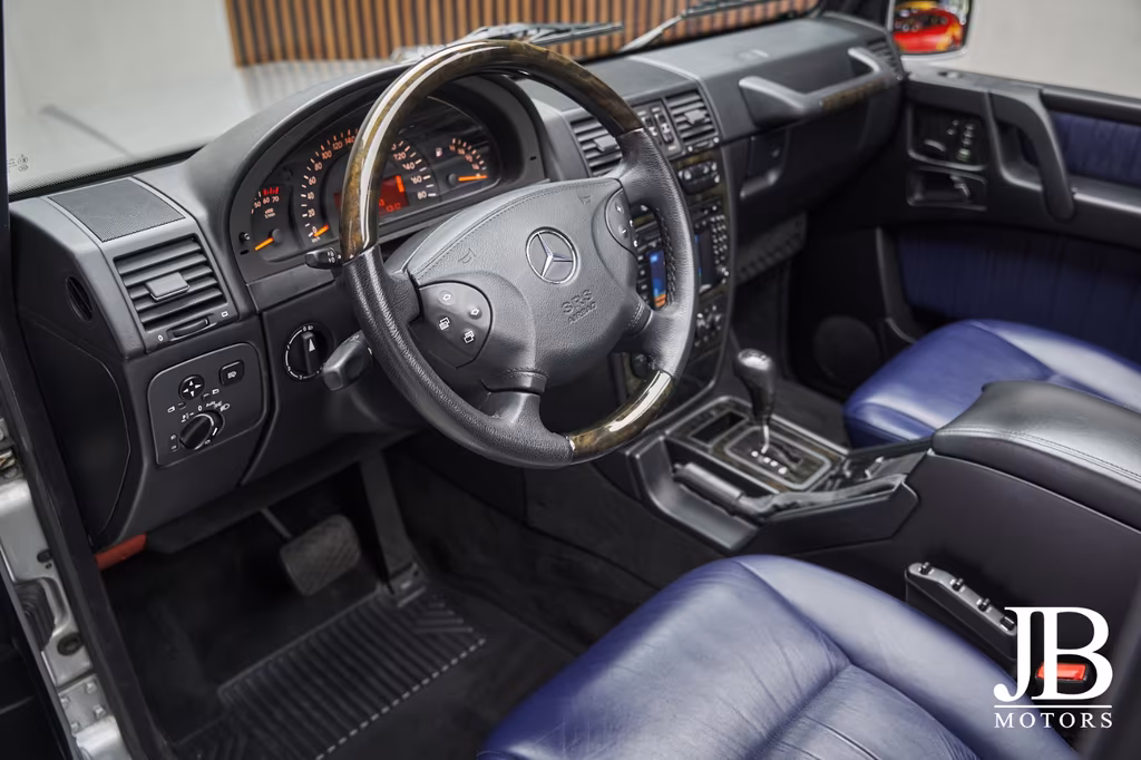 Mercedes-Benz G 500