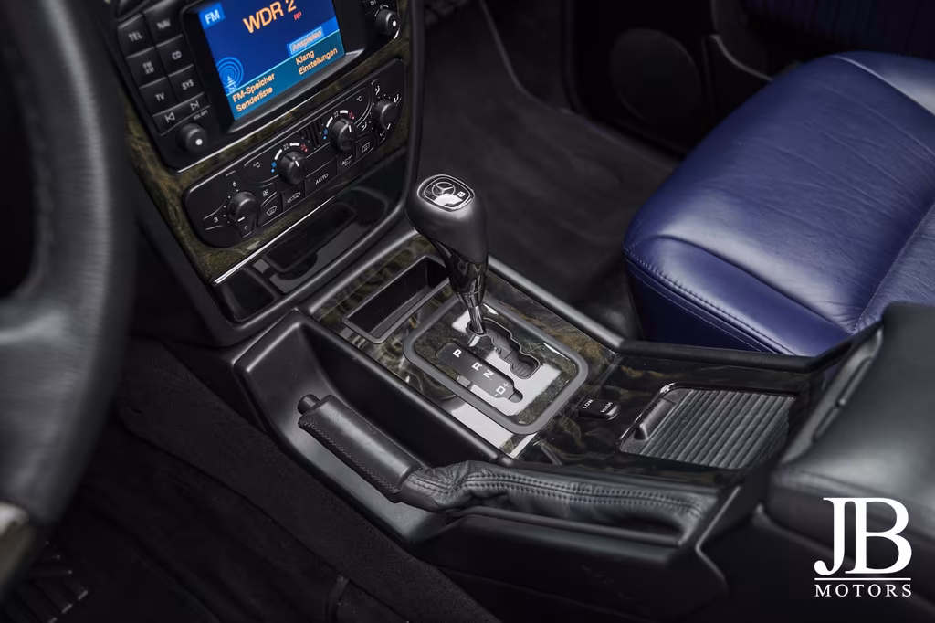 Mercedes-Benz G 500
