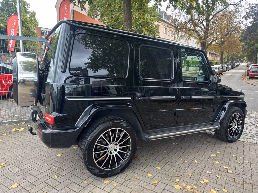 Mercedes-Benz G 400