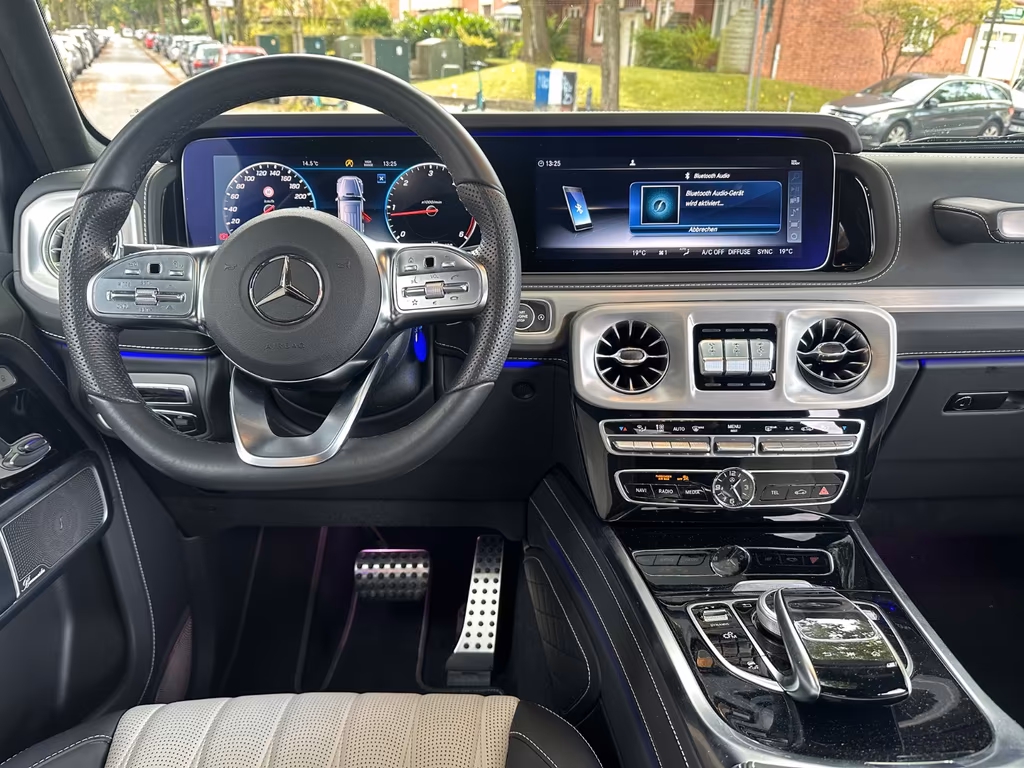 Mercedes-Benz G 400