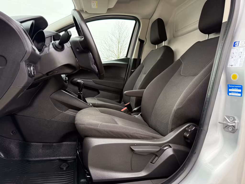 Ford Transit Courier