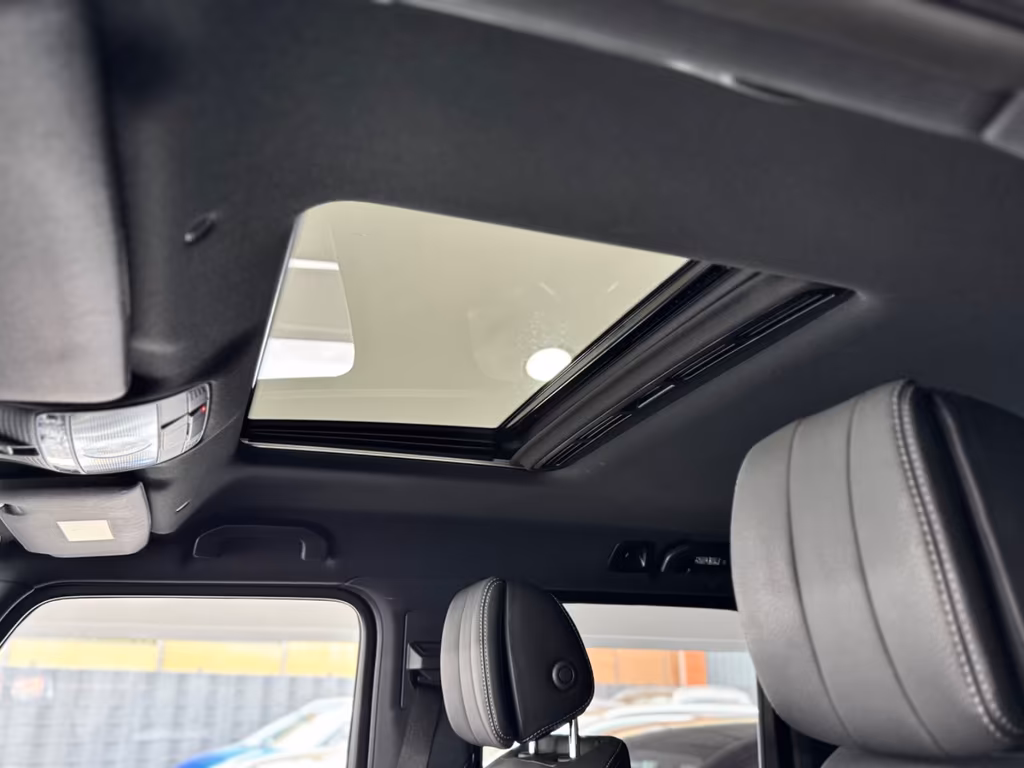 Mercedes-Benz G 400