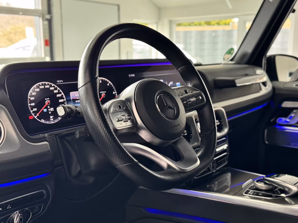 Mercedes-Benz G 400