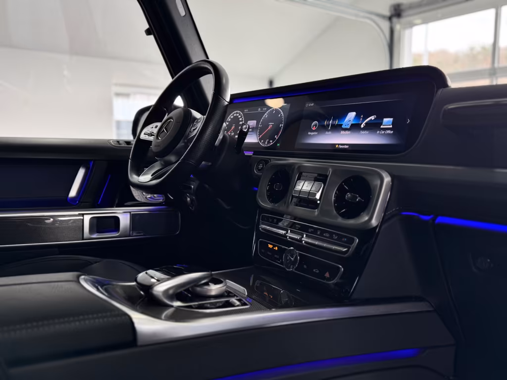 Mercedes-Benz G 400
