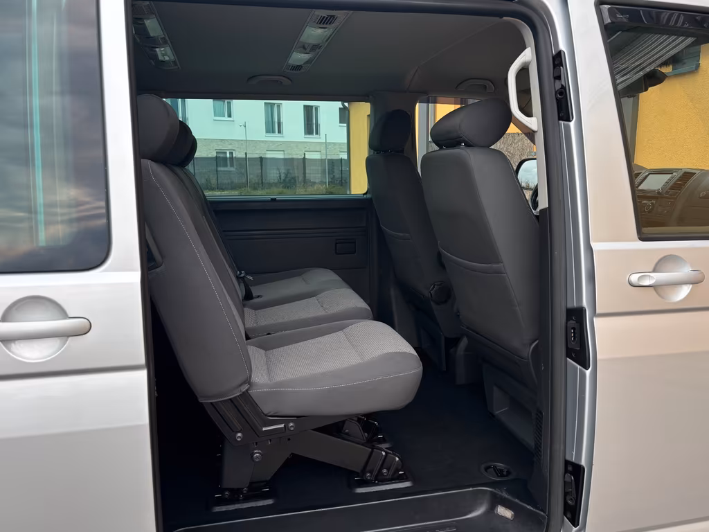 Volkswagen T5 Caravelle
