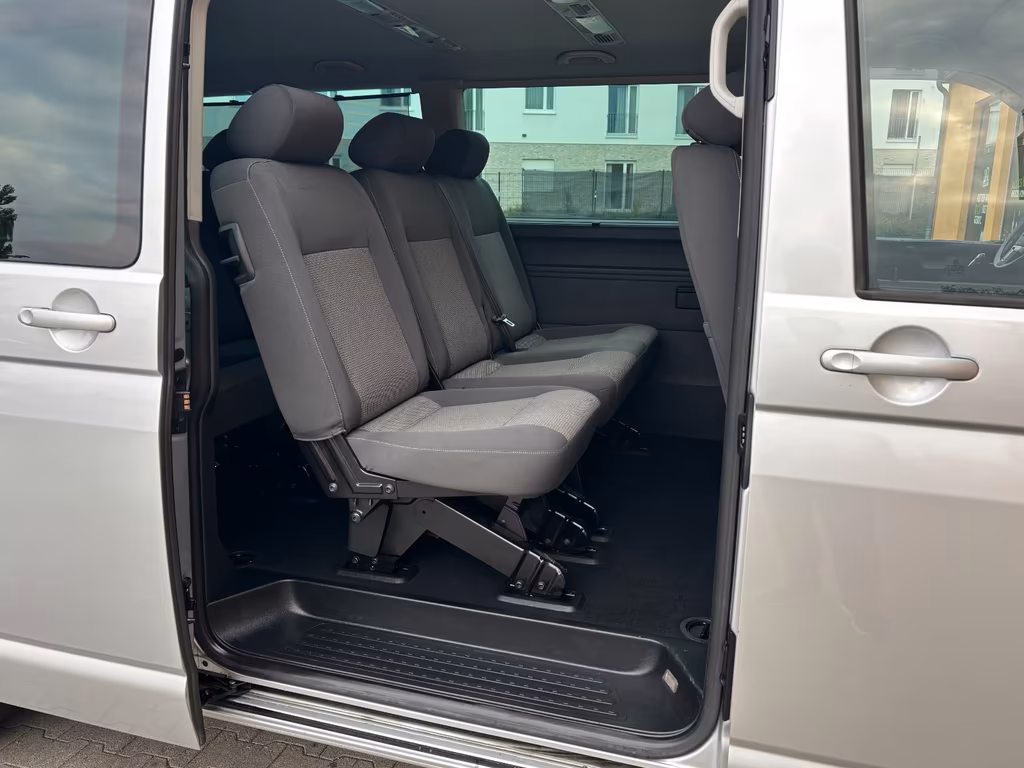 Volkswagen T5 Caravelle