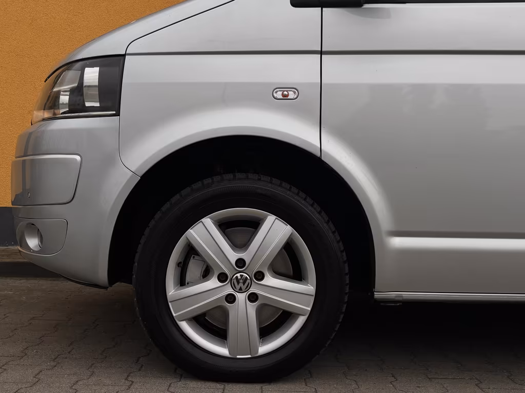 Volkswagen T5 Caravelle