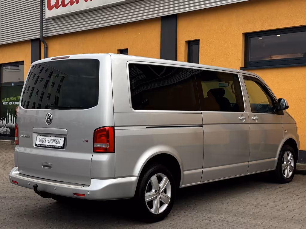 Volkswagen T5 Caravelle