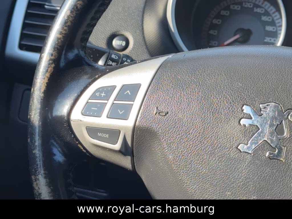 Peugeot 4007