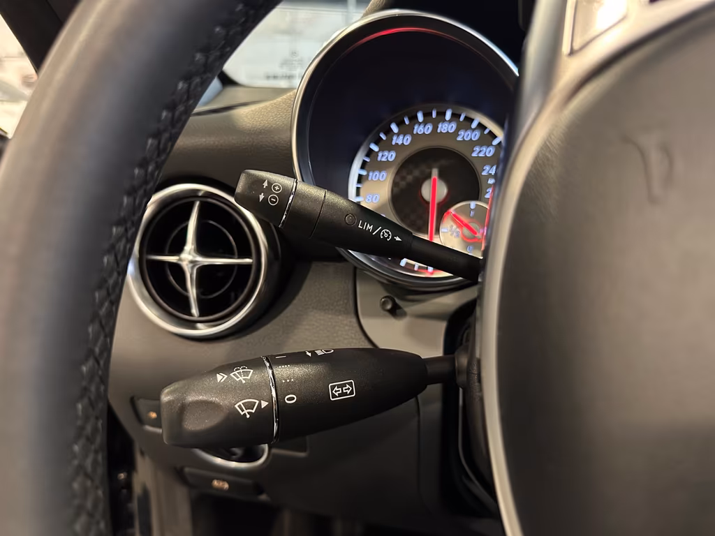 Mercedes-Benz SLK 250