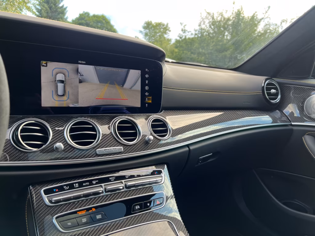 Mercedes-Benz E 63 AMG