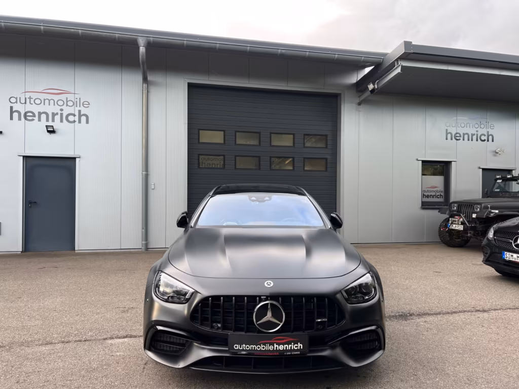 Mercedes-Benz E 63 AMG