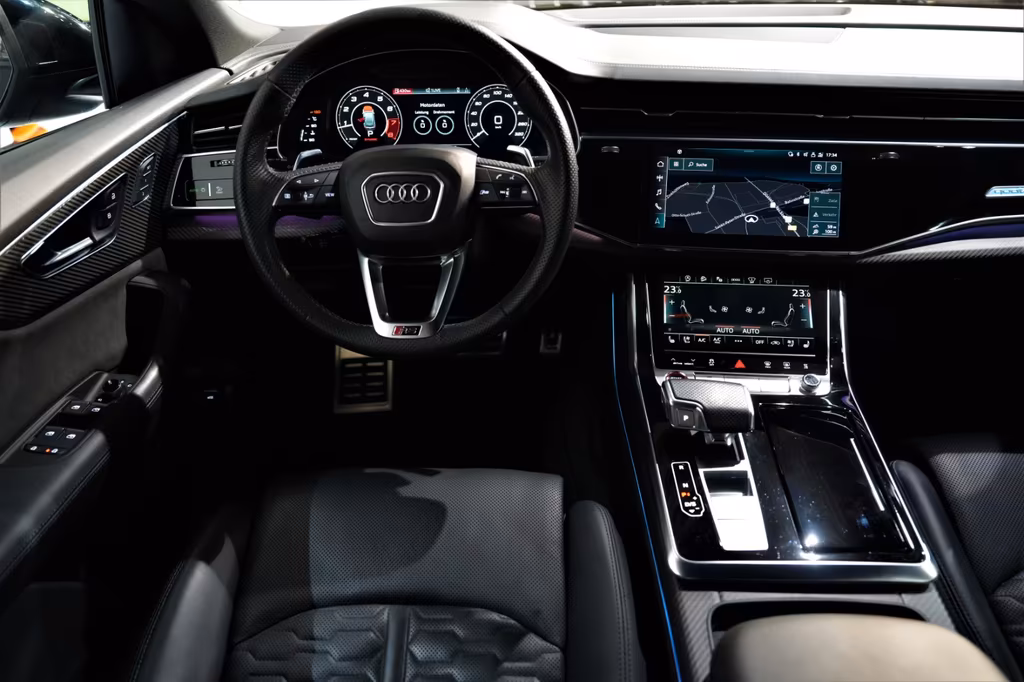 Audi RSQ8