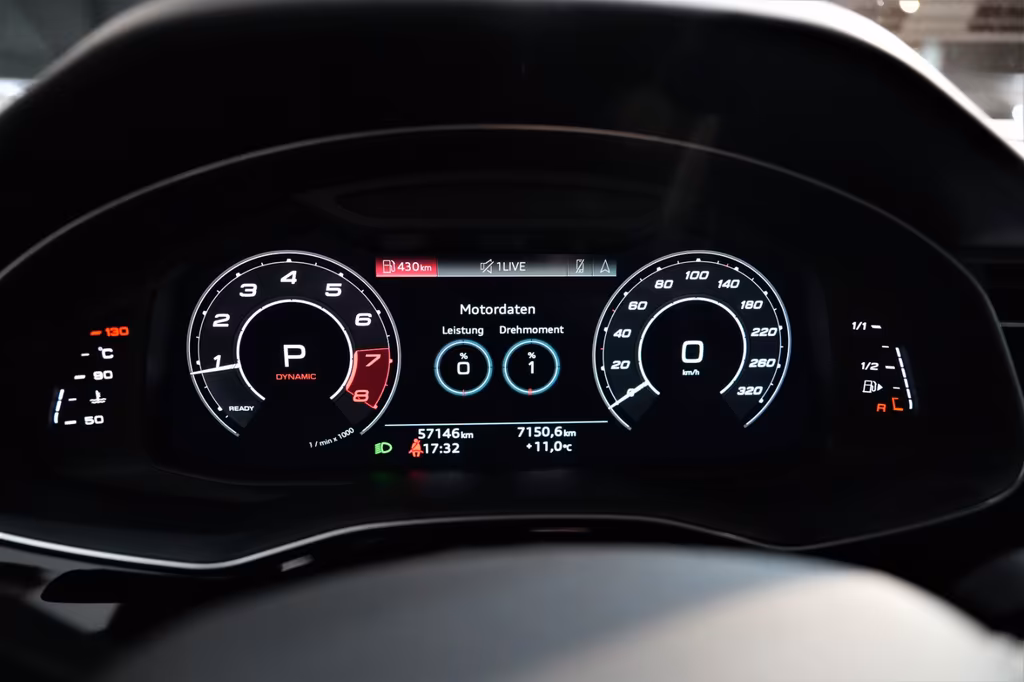 Audi RSQ8