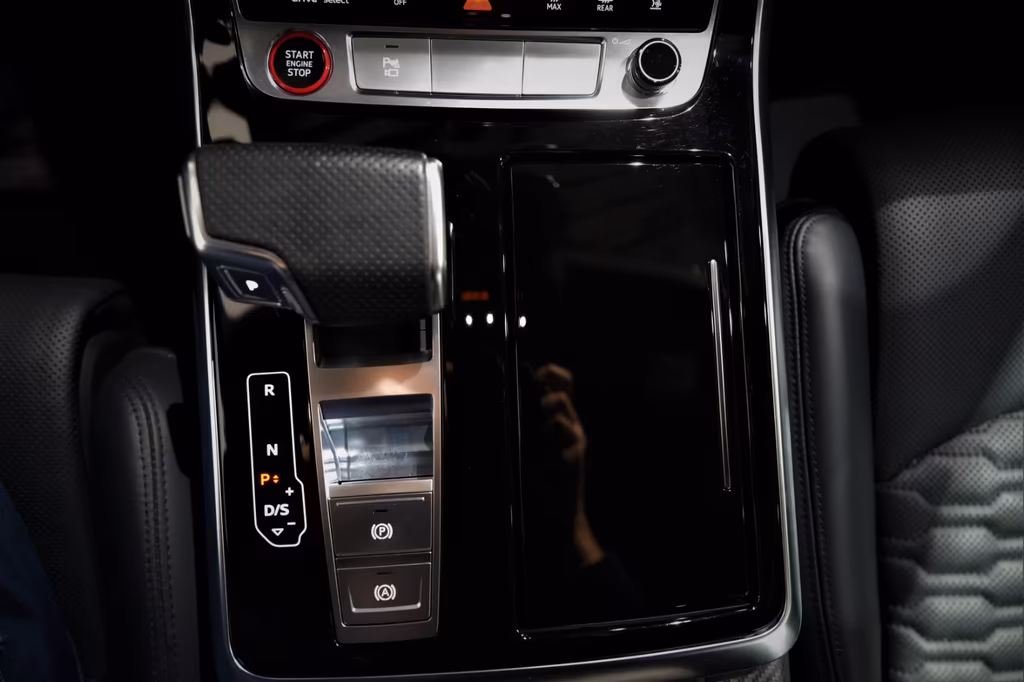 Audi RSQ8