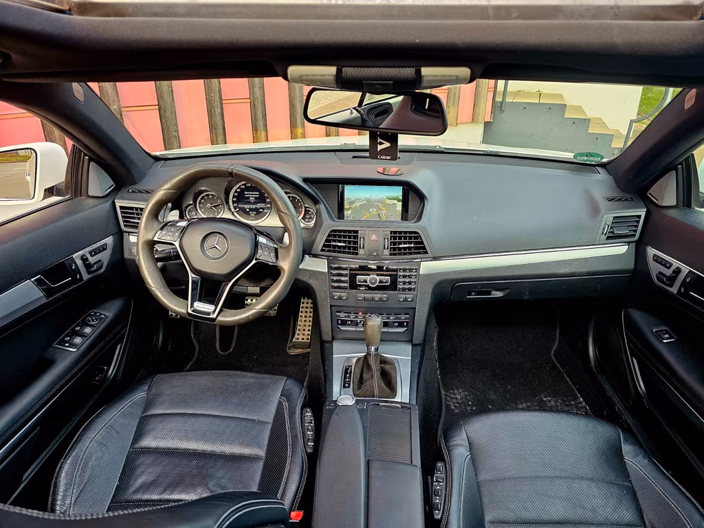 Mercedes-Benz E 500
