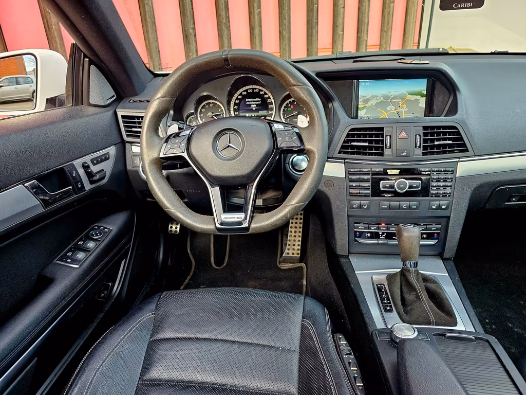 Mercedes-Benz E 500
