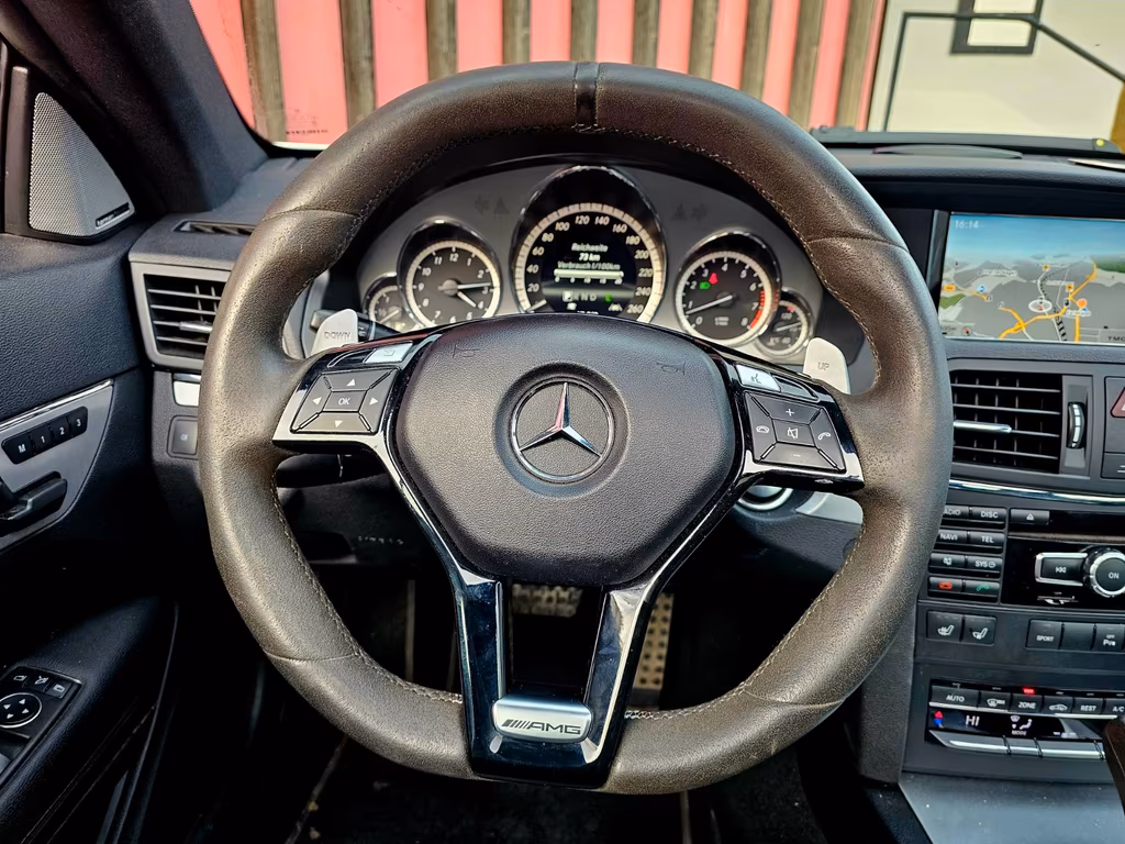 Mercedes-Benz E 500