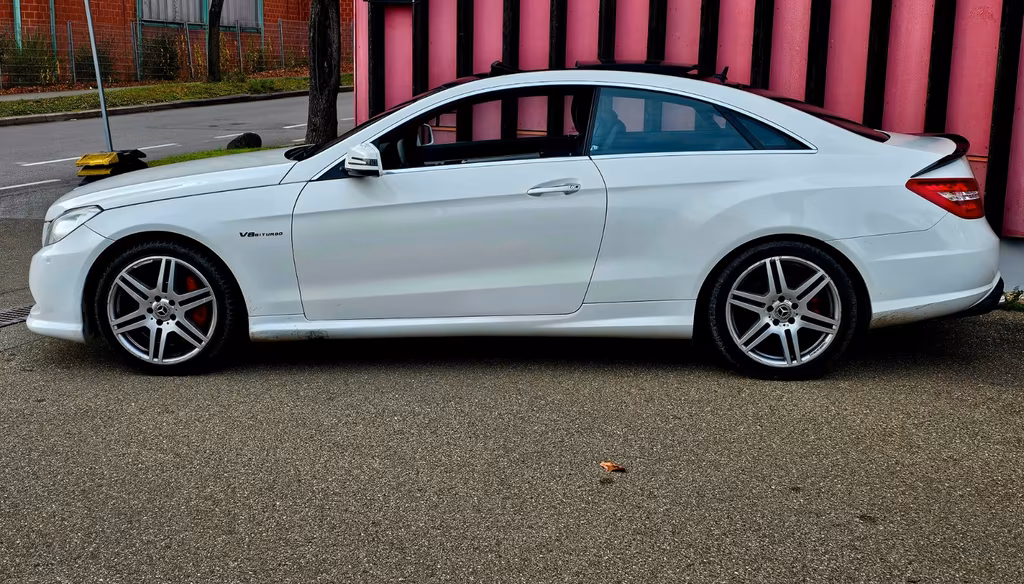 Mercedes-Benz E 500