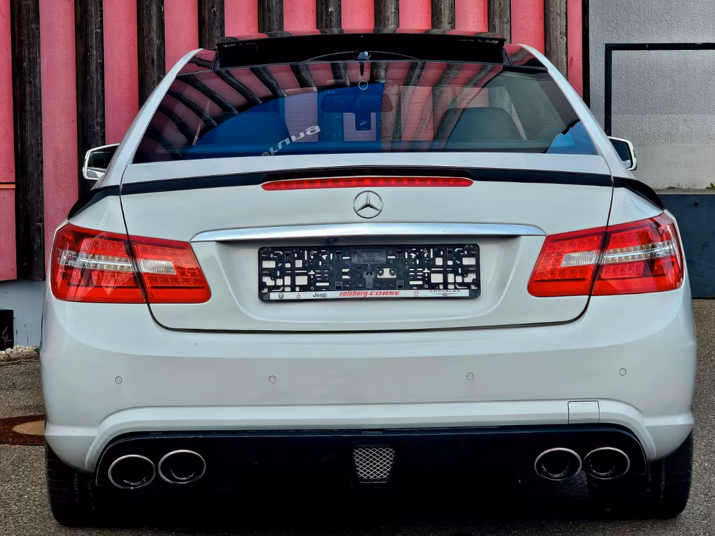Mercedes-Benz E 500