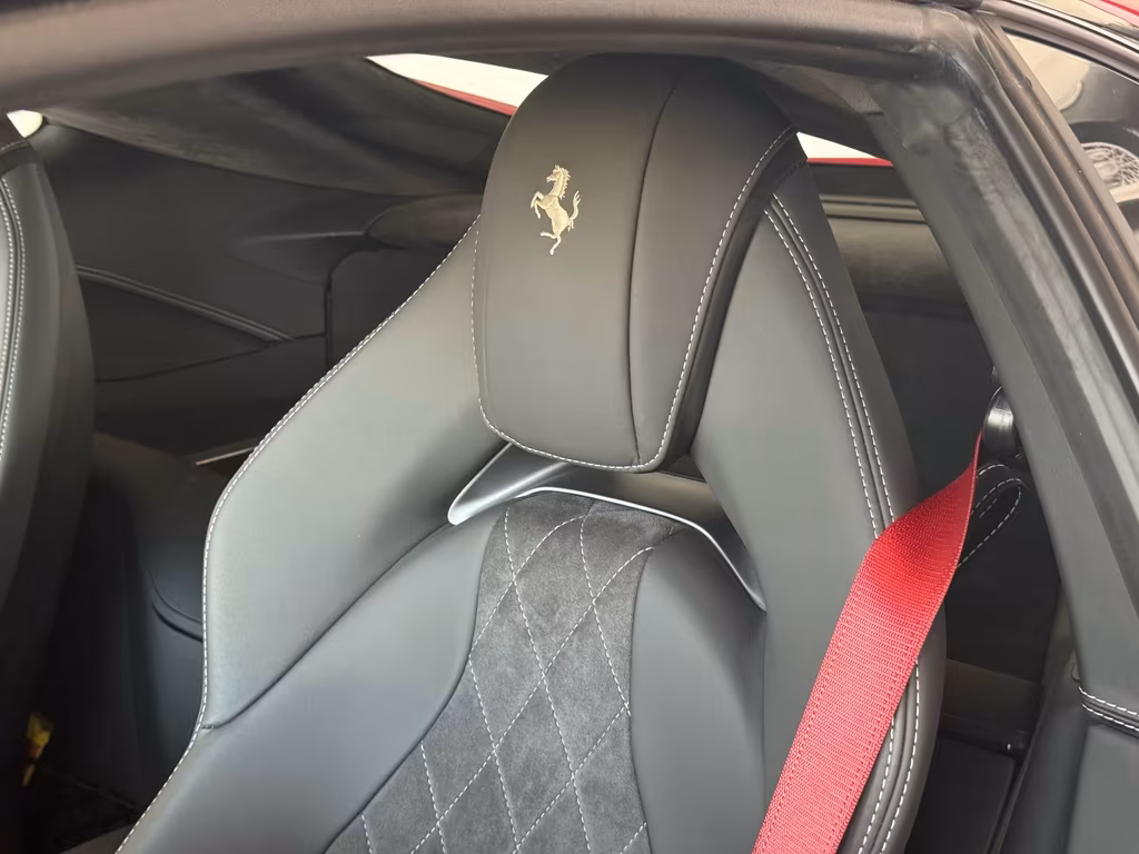 Ferrari 812