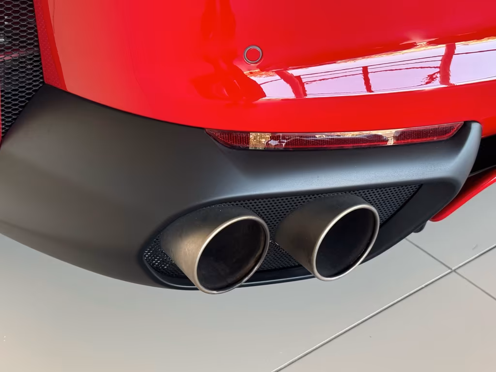 Ferrari 812