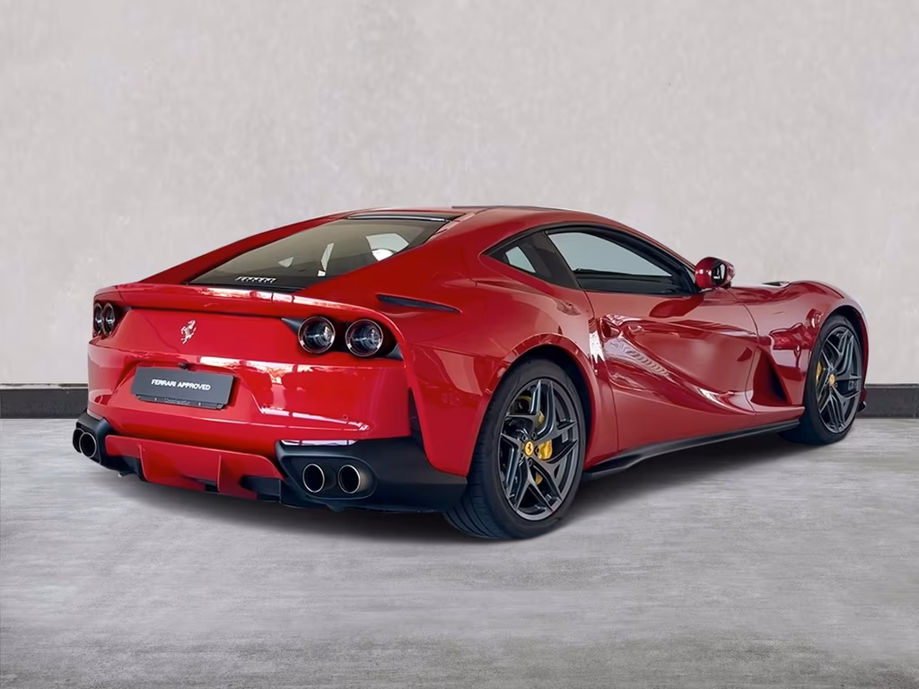 Ferrari 812