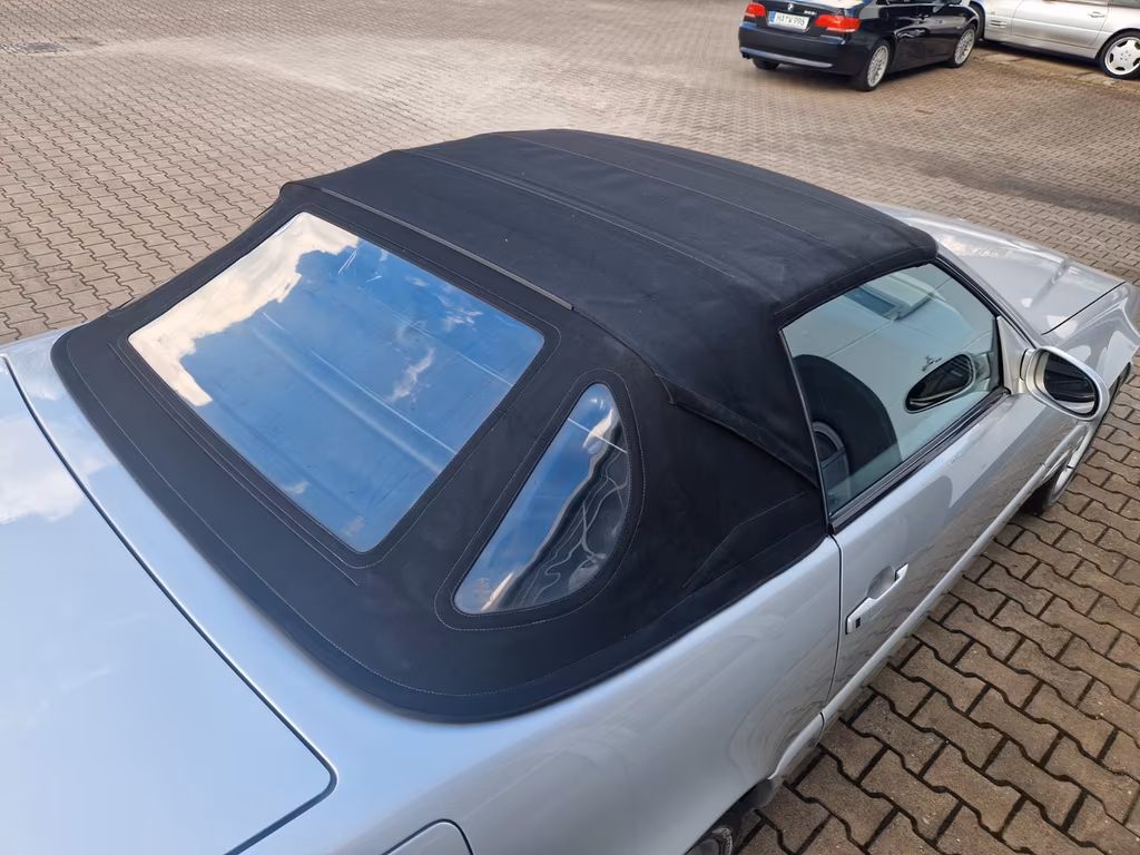 Mercedes-Benz SL 320