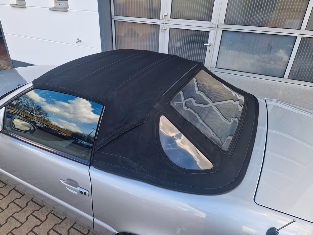 Mercedes-Benz SL 320