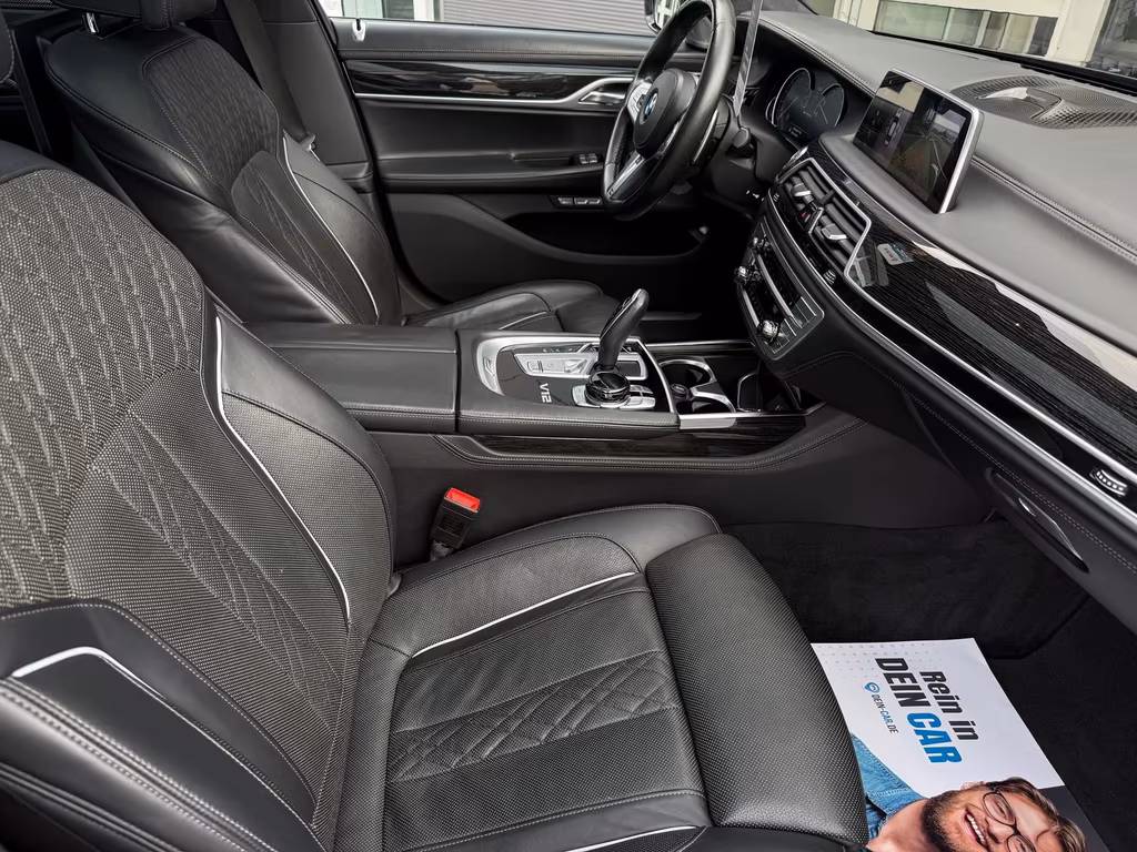 BMW 760