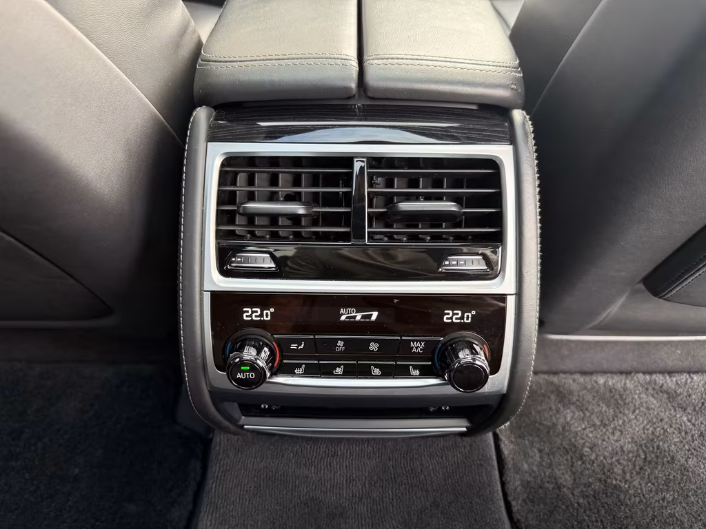 BMW 760