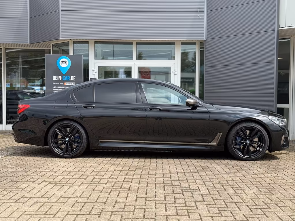 BMW 760