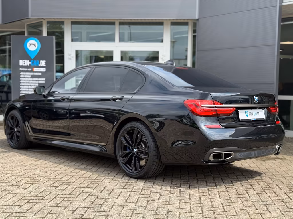 BMW 760