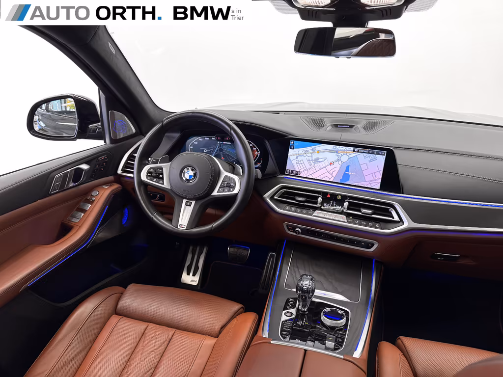 BMW X7 M50