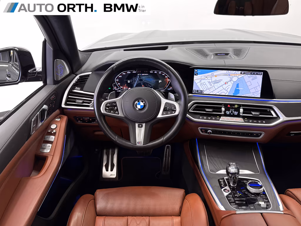 BMW X7 M50