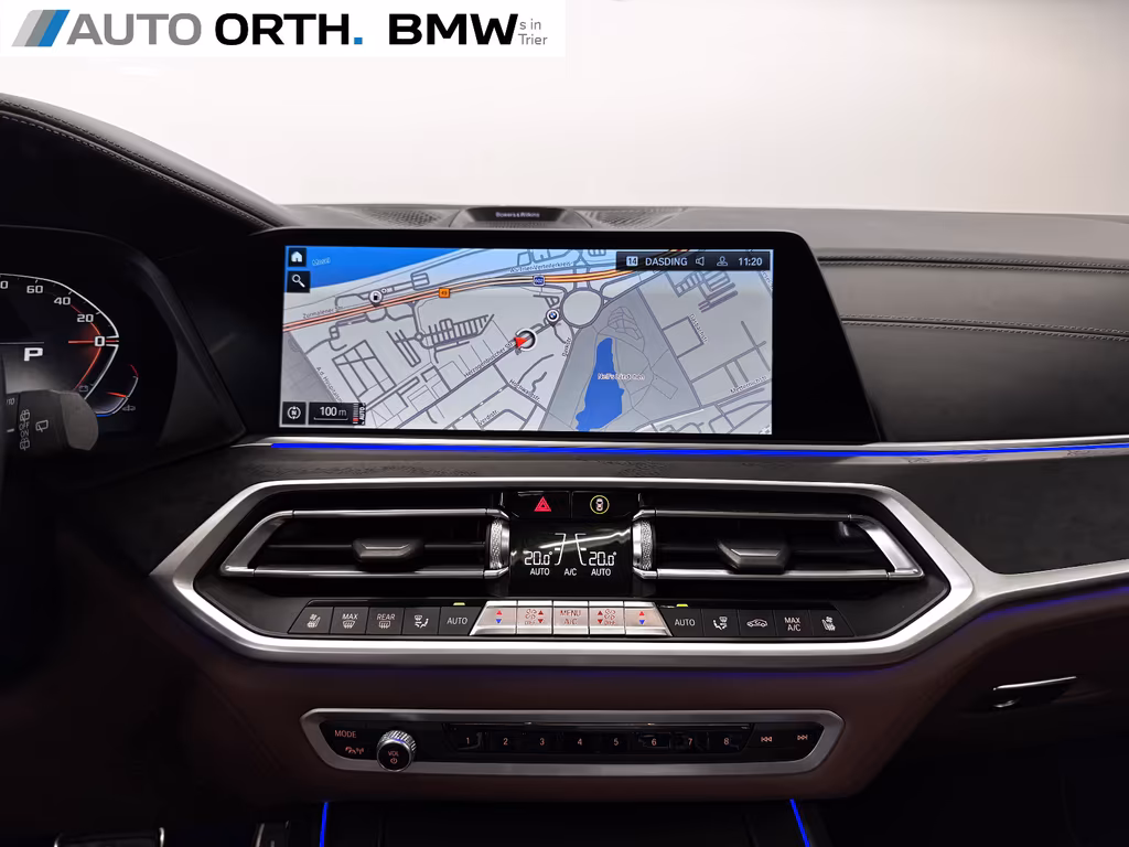 BMW X7 M50