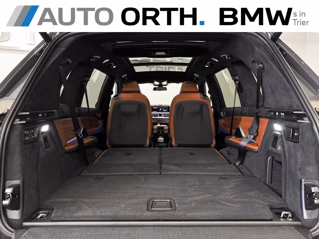 BMW X7 M50