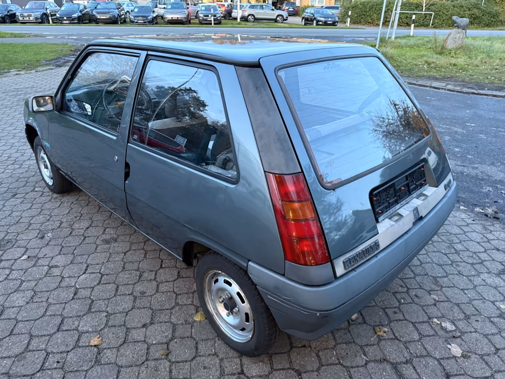 Renault R 5