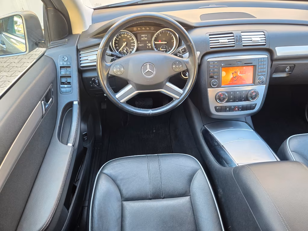 Mercedes-Benz R 300