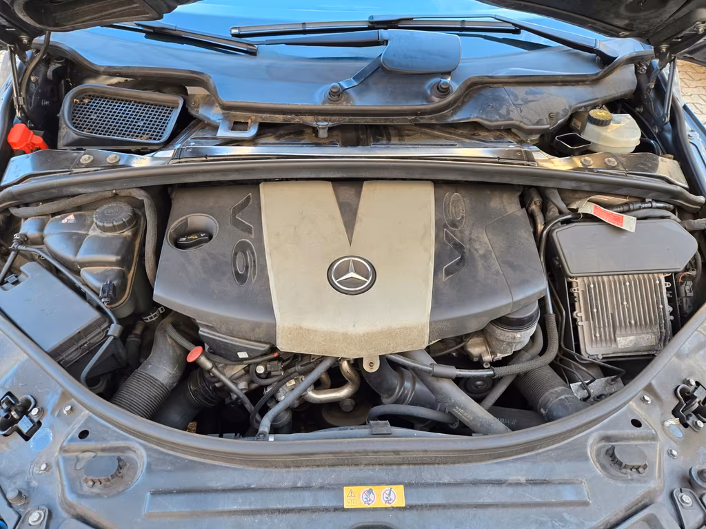 Mercedes-Benz R 300