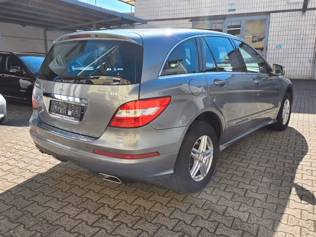 Mercedes-Benz R 300
