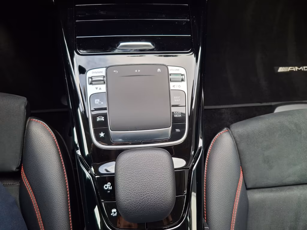 Mercedes-Benz A 35 AMG