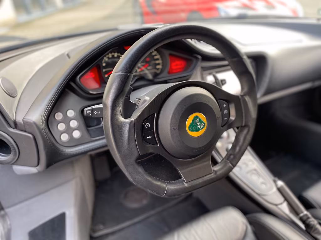 Lotus Evora