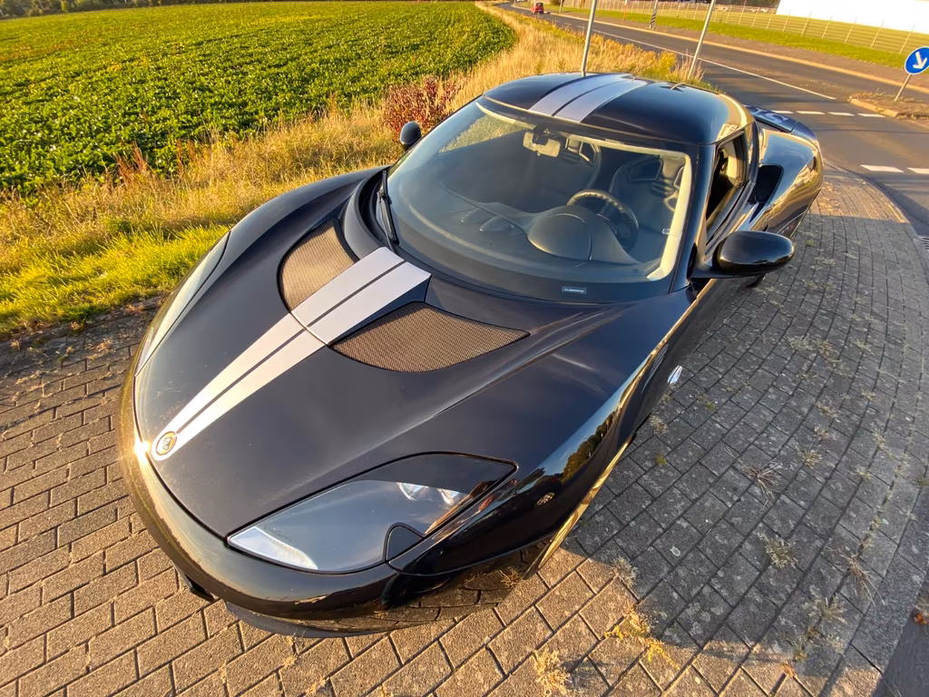 Lotus Evora
