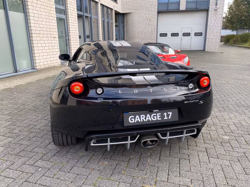 Lotus Evora