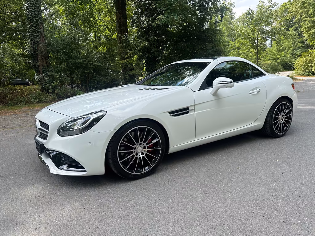 Mercedes-Benz SLC 200