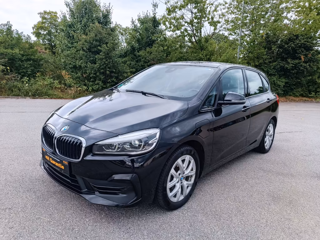 BMW 225