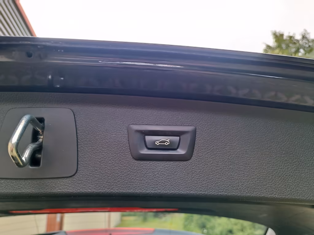 BMW 225